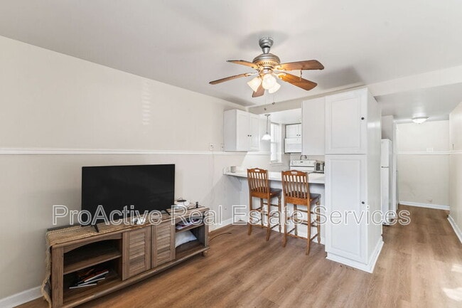 Building Photo - 1019 Westover Ave