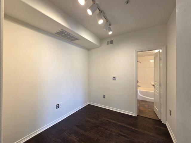 Building Photo - 330 Las Colinas Blvd E