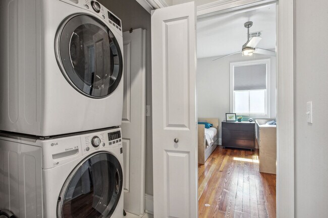 laundry room - 500 S Genois St