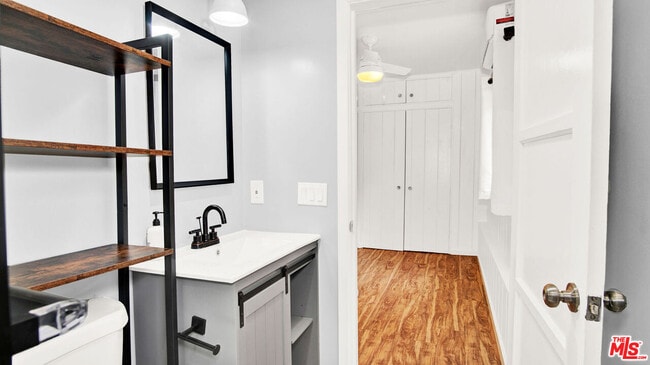 Building Photo - 1007 Sunmore Ln