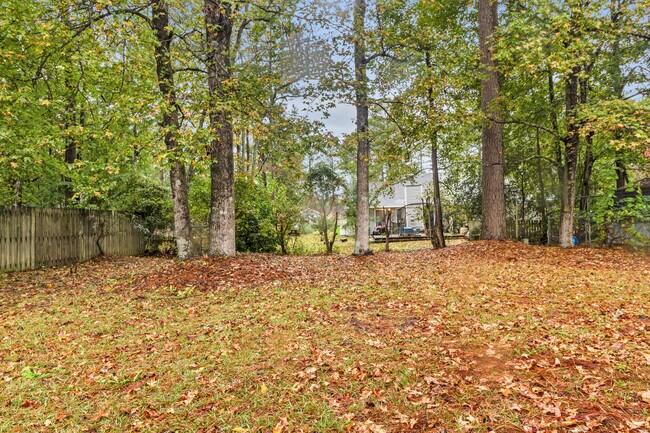 Building Photo - 1629 RaceTrack Rd