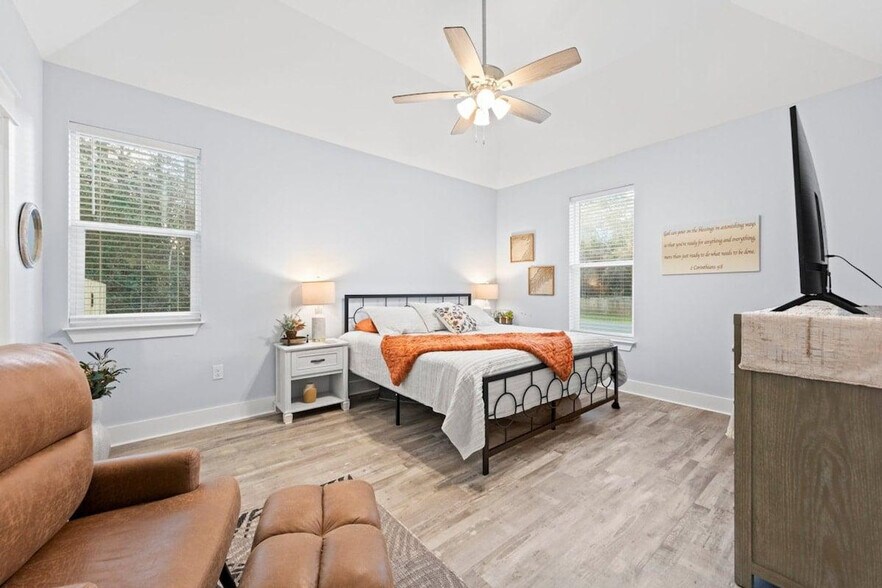 Building Photo - 88 Plantation Way