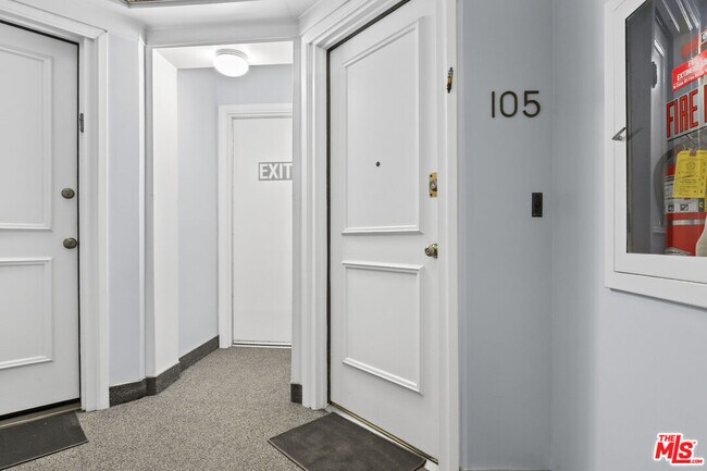 Building Photo - 4230 Stansbury Ave