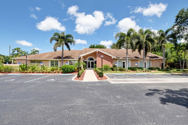 Building Photo - 8089 Springtree Rd