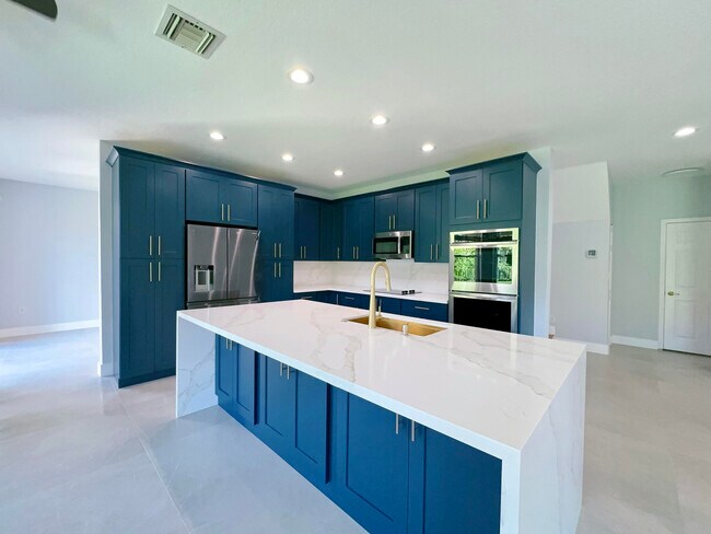 Building Photo - 11577 Big Sky Ct