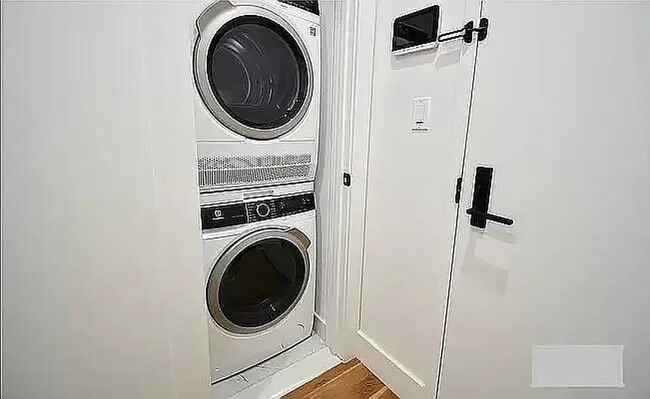 Building Photo - 1 bedroom in BROOKLYN NY 11237