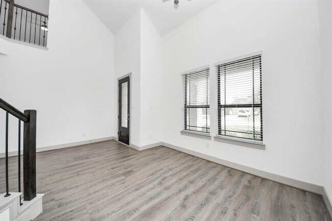 Building Photo - 1567 Harvest Vine Ct