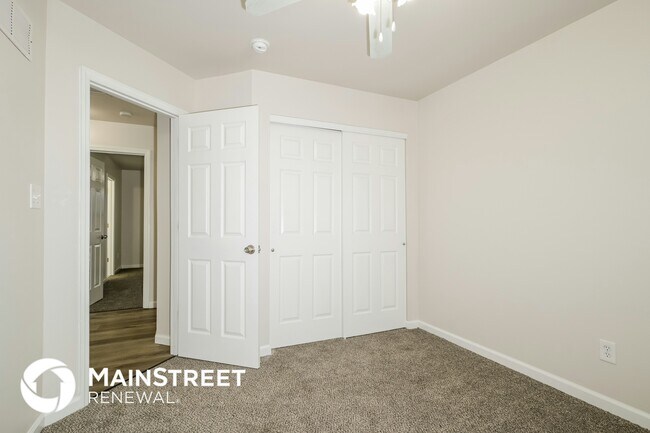 Building Photo - 5441 Ambrose Crossing