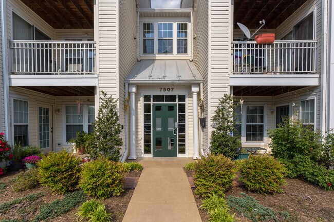 Building Photo - 7507 Snowpea Ct