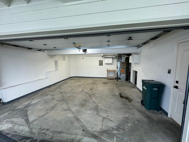 Building Photo - 7059 Fairweather Park Loop