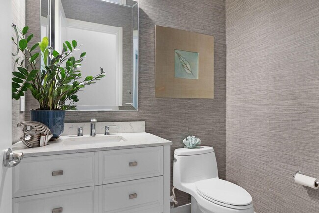 Building Photo - 5202 S Sterling Ranch Cir