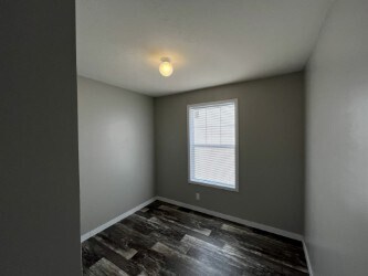 Building Photo - 10610 State Rte 762