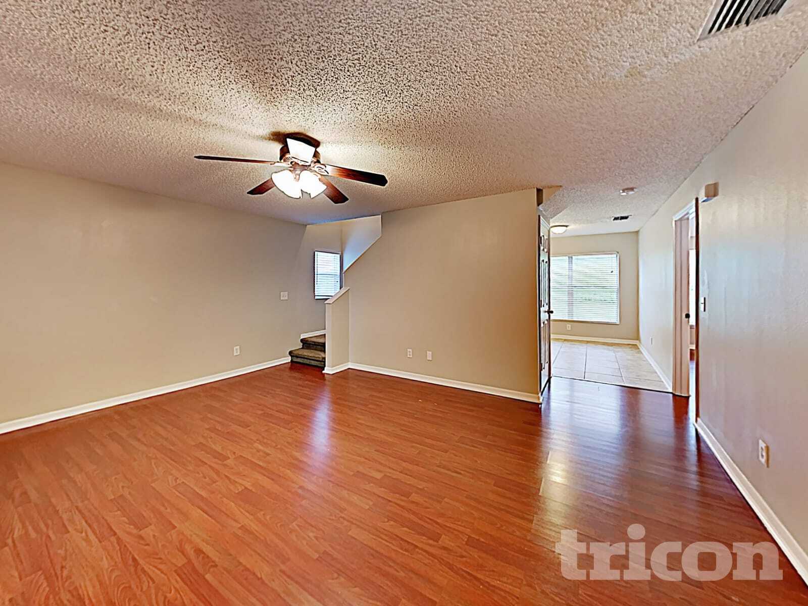 Building Photo - 914 Cape Cod Cir