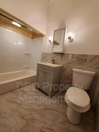 Building Photo - 157 6th Ave