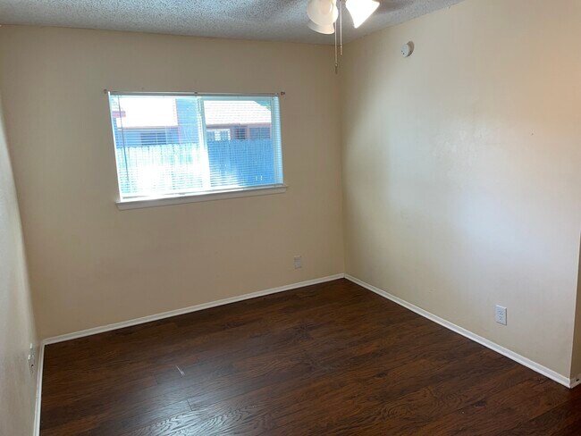 Building Photo - 11731 Spring Club Dr