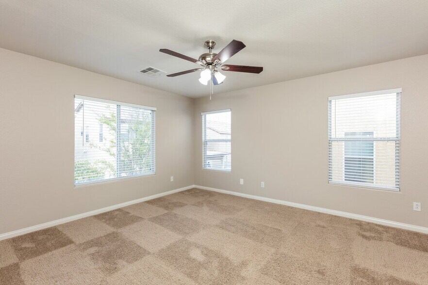 Building Photo - 8024 Aztec Basin Ave
