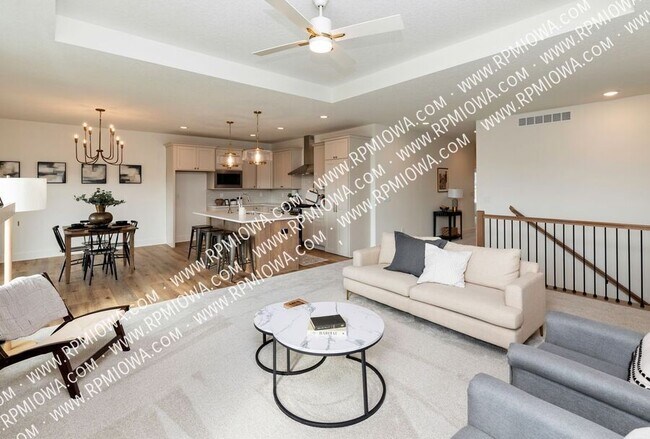 Building Photo - 440 NW Ashley Cir