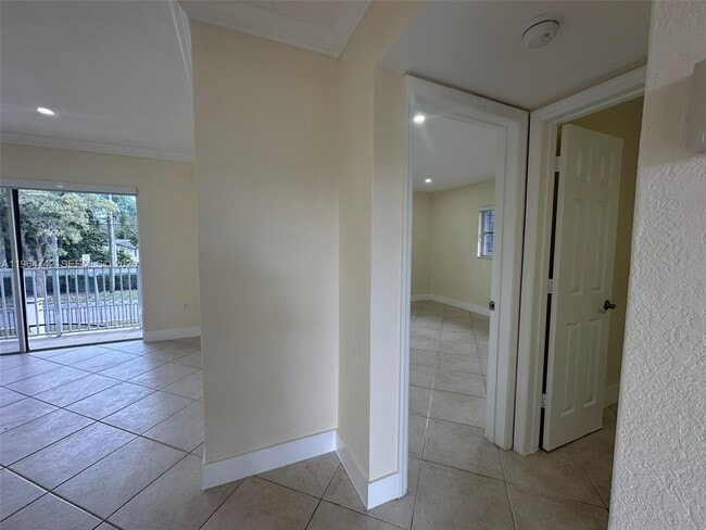 Building Photo - 8475 SW 94th St