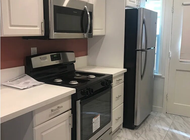 Building Photo - 12470 Washington Pl