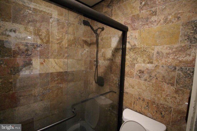 Building Photo - 3139 Stratford Ct