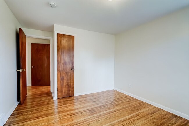 Building Photo - 159 Harwick Rd