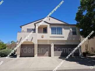 Building Photo - 6501 San Antonio Dr NE