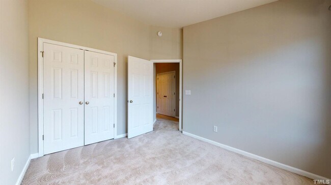 Building Photo - 113 Darley Dale Loop - Bev Roberts Rentals...