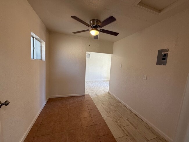 Building Photo - S. 4th Street