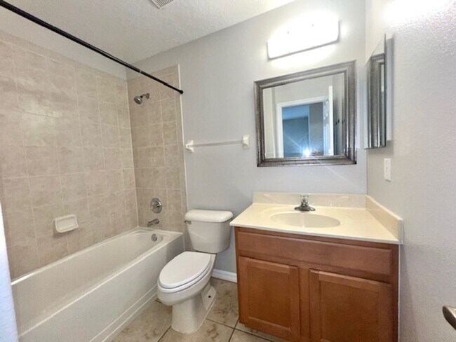 Building Photo - 3522 Caruso Pl