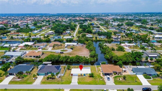 Building Photo - 644 Bonita Ct