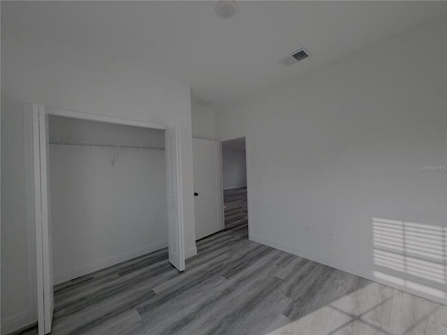 Building Photo - 16950 SW 42 Ave
