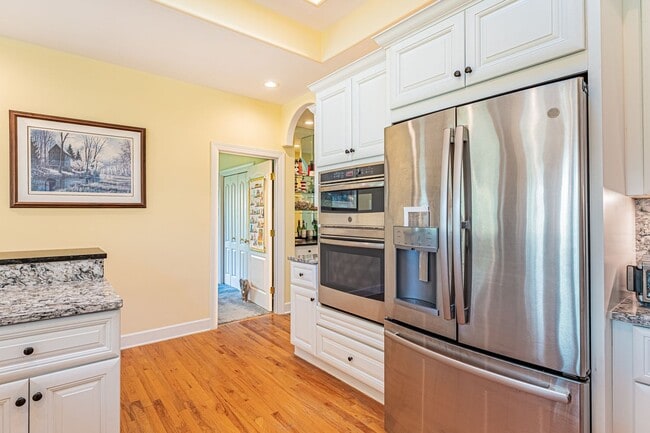 Building Photo - Sea Pines Golf Club Rental