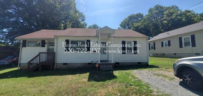 3933 Cullen Street - 3933 Cullen St Winston-Salem NC 27105 | Apartment ...