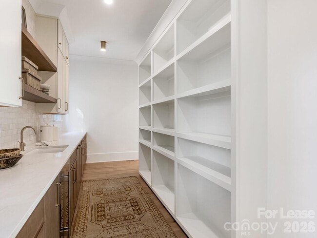 Building Photo - 1511 Cavendish Ct
