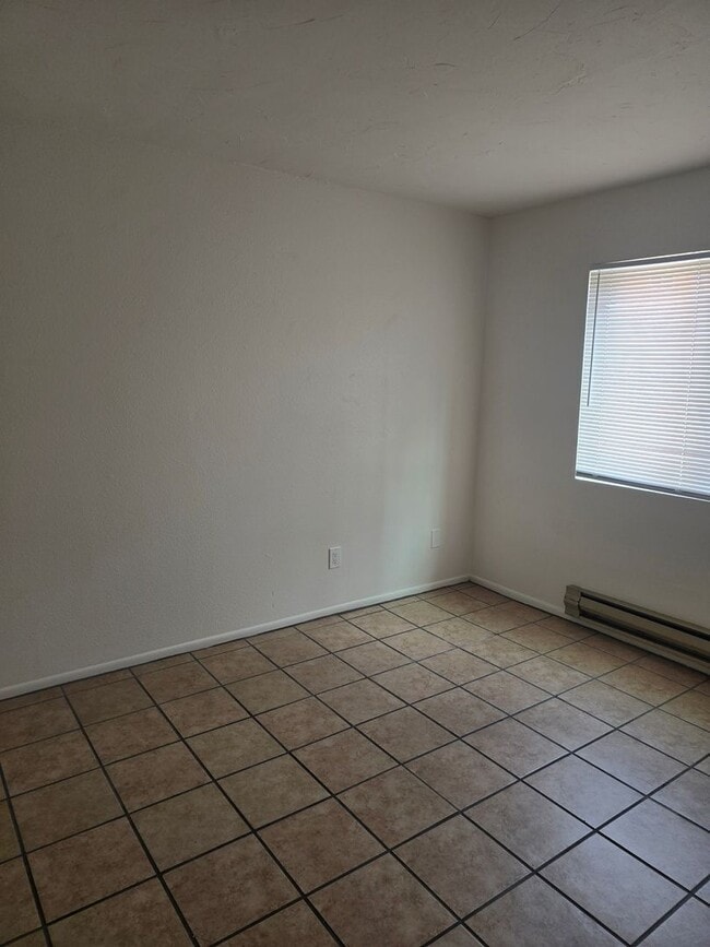 Building Photo - 920 N Belvedere Ave