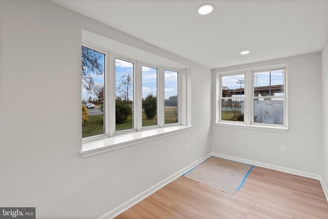 Building Photo - 730 New Pittsburg Ave