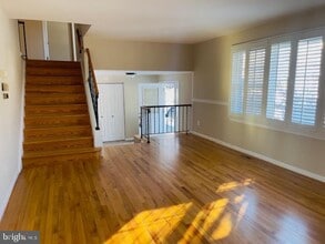 Building Photo - 4314 Selkirk Dr