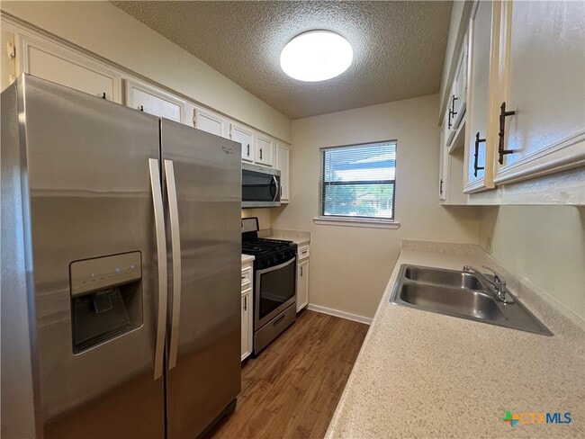 Building Photo - 1524 Shannon Cir