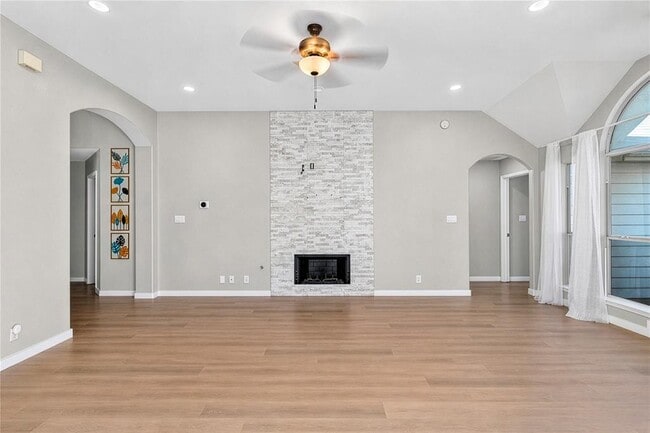 Building Photo - 8248 Montoya Cir