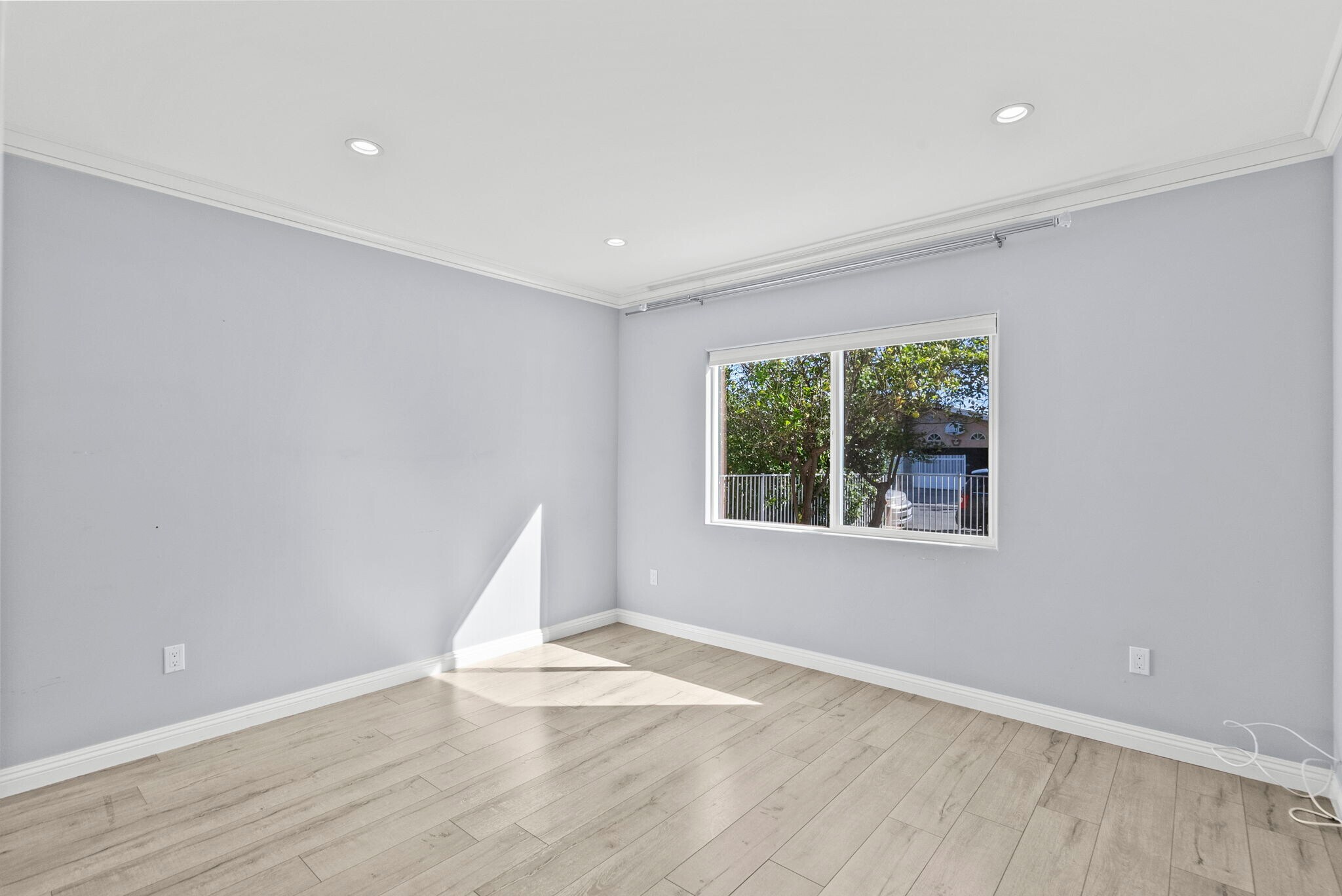 Building Photo - 6717 Cedros Ave