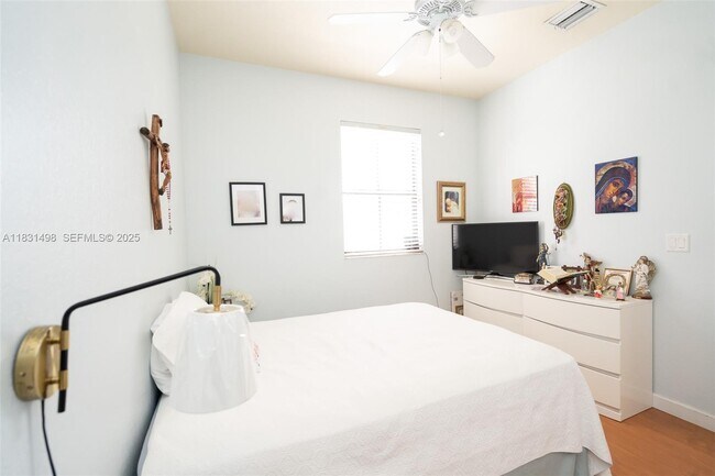 Building Photo - 23480 SW 113th Ave