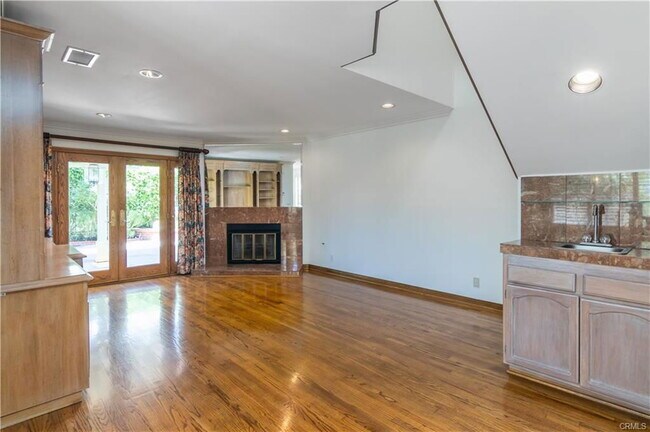 Building Photo - 12235 Shady Hollow Ln
