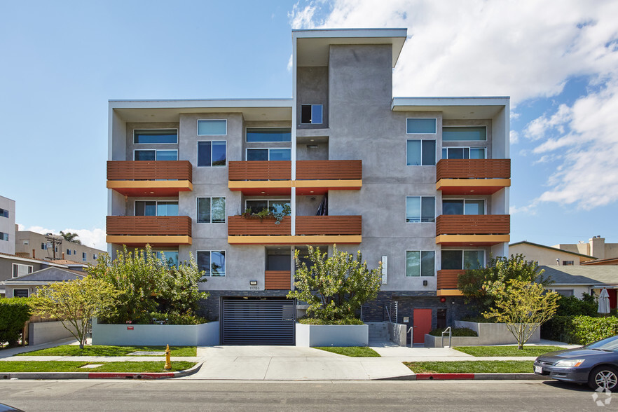 Primary Photo - Lido Apartments - 11755 Culver