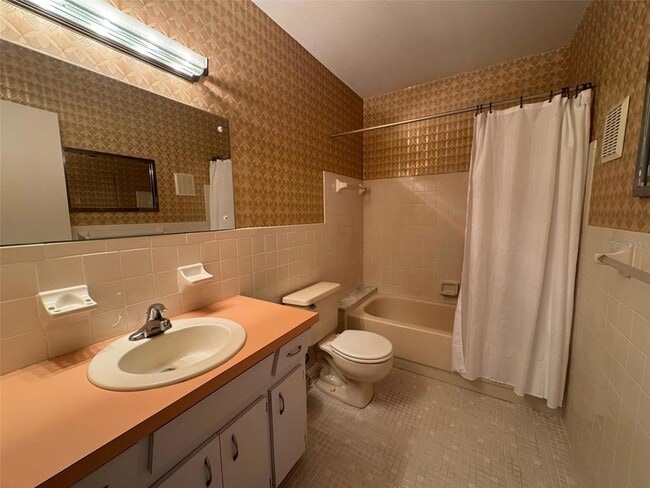 Building Photo - 2170 Americus Blvd S