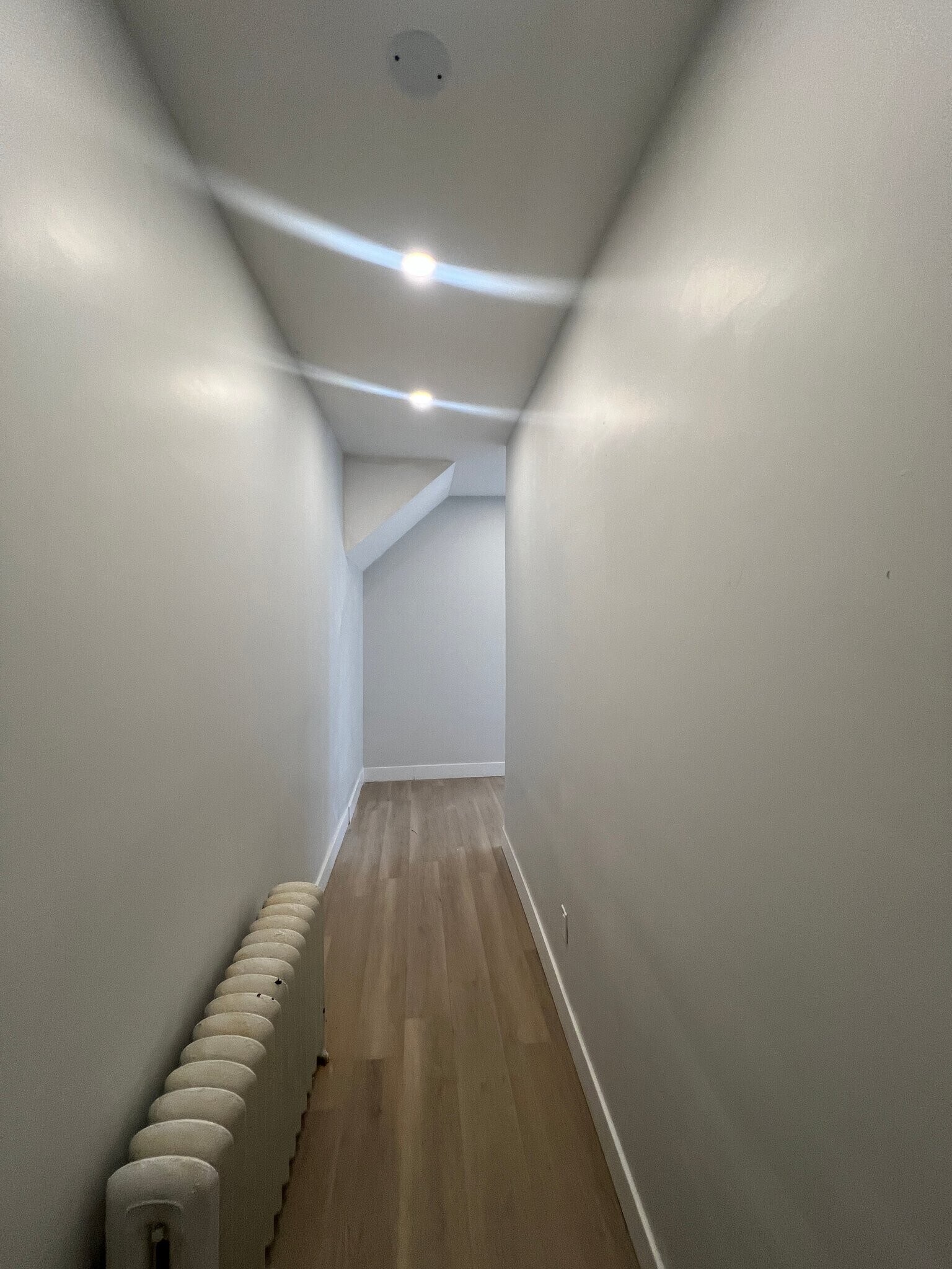 Building Photo - 577 13th Ave