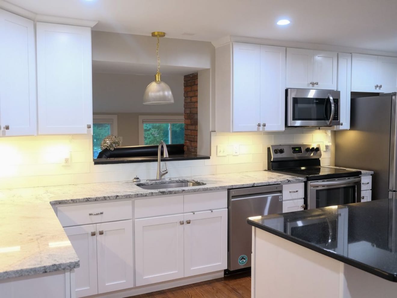 Kitchen - 7 Maple Ave