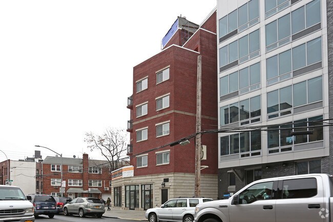 Building Photo - 28-22 Astoria Blvd