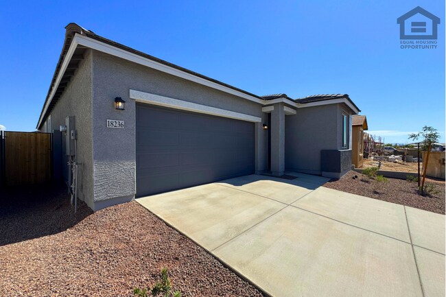 Building Photo - 18236 Avenida del Sol W