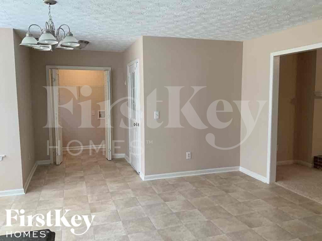 Building Photo - 100 Myrtle Grove Ln