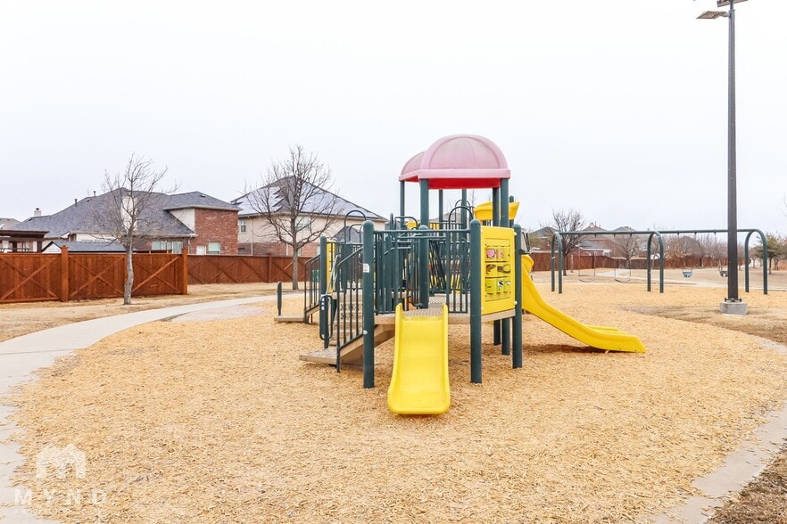 Building Photo - 5037 Caraway Dr